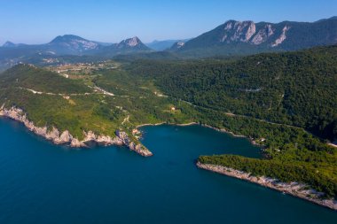 Gideros körfezi manzaralı, Cide, Kastamonu, Türkiye, ayrıca Genoese tarihli Karadeniz 'in en güzel doğal körfezi.