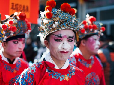 Çin yeni yılı parade