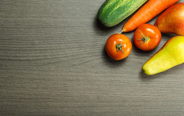 Ekologiska frukter och grönsaker — Stockfoto