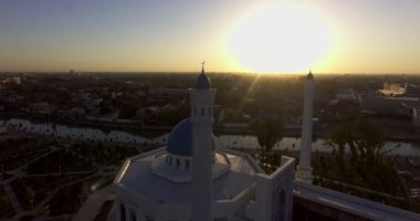 Tashkent 'teki TV kulesi.