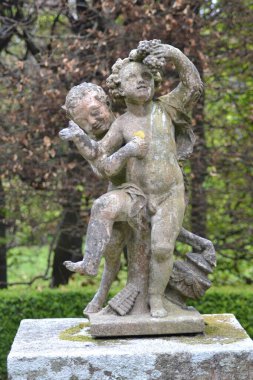 Heykeller çeşitli şekillerde gelir.