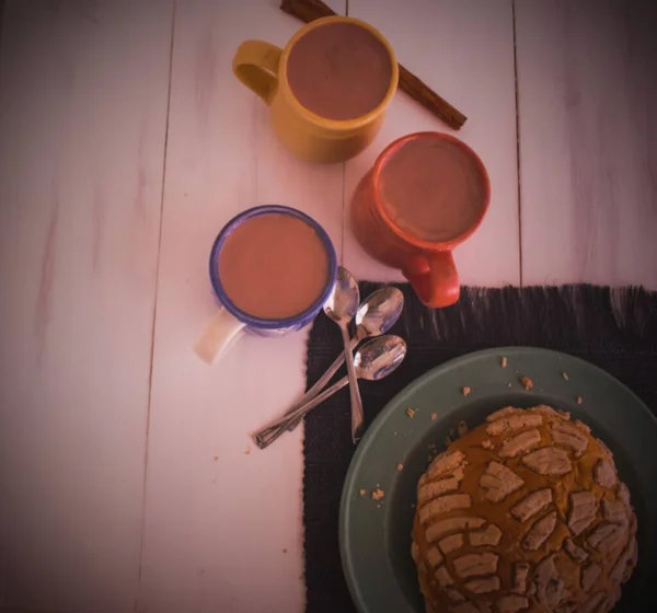 Mısır lapası beyaz ya da masa atole olarak da bilinir. Bu lezzetli içecek İspanyol öncesi bir mirasın çeşitli özelliklerini barındırıyor..