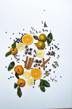 Tarçın, mandalina, mulled şarap