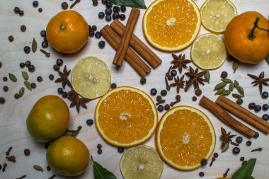 Tarçın, mandalina, mulled şarap