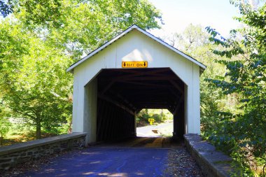 Bucks County 'deki bu köprüyle ilgili büyük bir tarih var. 18. yüzyılda inşa edilmiş..