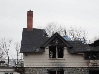 Berwyn 'deki bu evde son 3 yılda 2 yangın çıkmış..