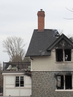 Berwyn 'deki bu evde son 3 yılda 2 yangın çıkmış..