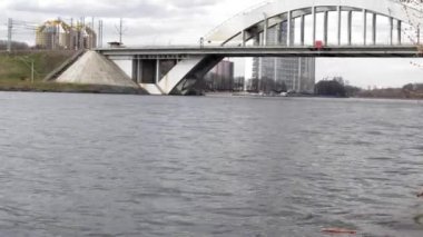 Köprü nehir ve Rusya demiryolu Köprüsü