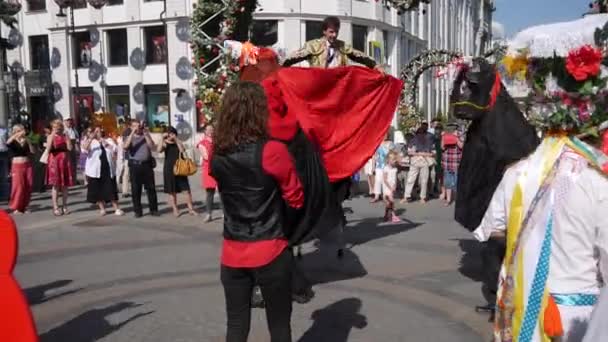 Spanyol tánc farsangi Moszkvában — Stock videók