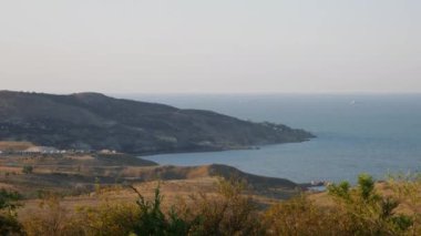 Körfezde Kırım'daki en güzel yerleri arasında dağlar arasında