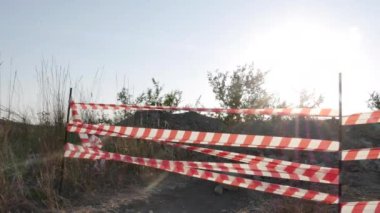 Çizgili dikkat bariyer Toll Road, bloke olur