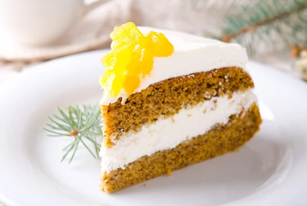 Pastel de calabaza con mermelada, decoración de Navidad — Foto de Stock