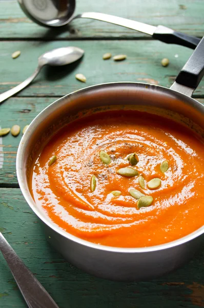 Vegetarian pumpkin-lentils cream soup with pepo seed — Stock Photo, Image