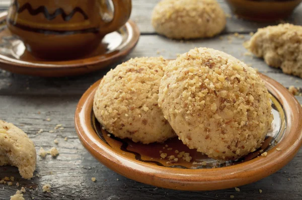 Biscoitos caseiros com nozes — Fotografia de Stock