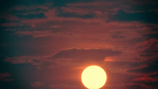 Madrugada amanecer rojo . — Vídeo de stock