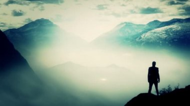 Zirveye ulaşan ve sınıf yapma