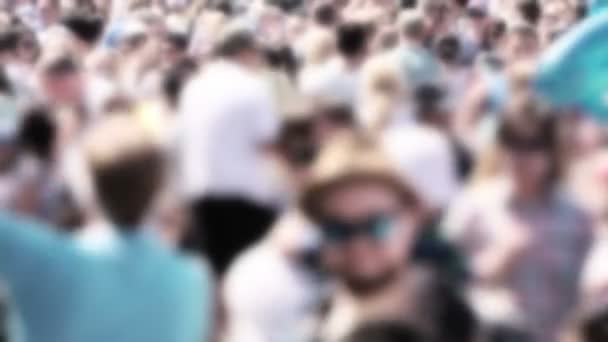 Grote anonieme menigte — Stockvideo