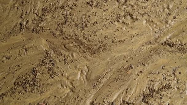 Farliga mudslide i aktion. — Stockvideo