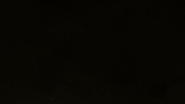 Foudre dans les nuages orageux .