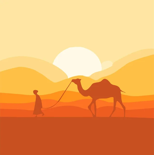 Çölde yürüyen bir adamla deve, çölde gün batımı