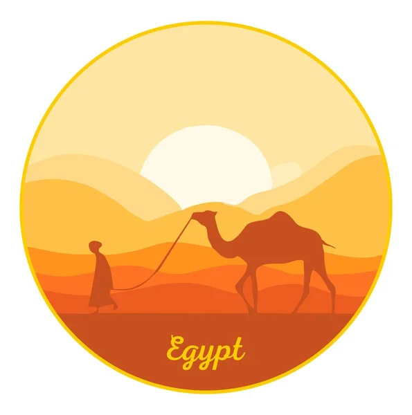 Çölde yürüyen bir adamla deve, çölde gün batımı