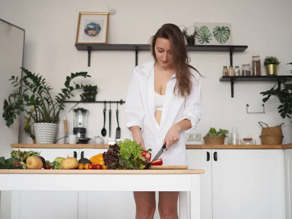 Young Woman Nutritionist Healthy Food Wholesome Food Woman Preparing Food — Stock Photo, Image