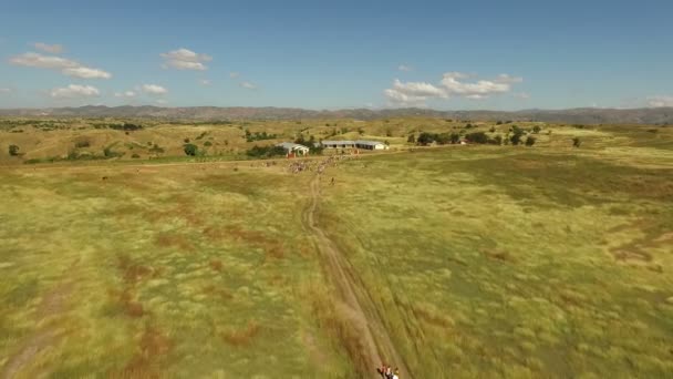Voler au-dessus de l "école rurale à Hinche Haïti 