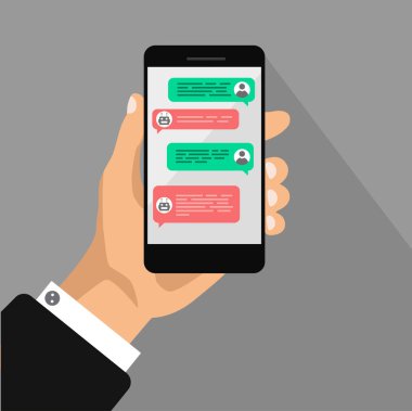 Sohbet robotu konsepti. Diyalog kutularıyla akıllı telefonu tutuyor. Mesajlaşma baloncuklarının düz tasarımı. Robot ve insan arasında sohbet. Gri arkaplanda vektör illüstrasyonu izole edildi.