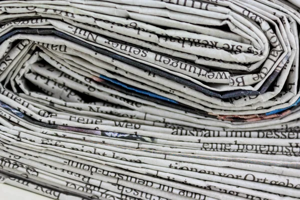Pila de periódicos viejos, pila de periódicos viejos —  Fotos de Stock
