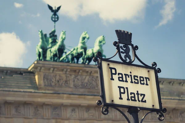 Pariser Platz Δρόμο Εισόδου Και Βραδεμβούργο Πύλη Εκλεκτής Ποιότητας Φίλτρο — Φωτογραφία Αρχείου