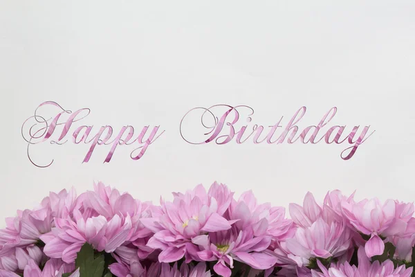 Happy Birthday card cu decorațiuni de flori — Fotografie, imagine de stoc