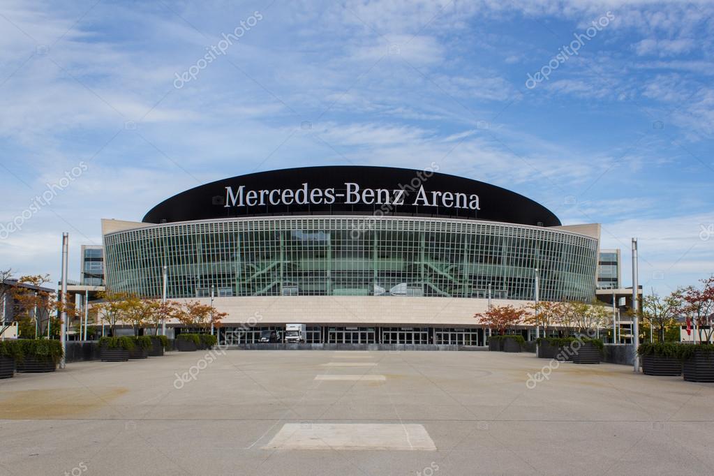 Fasada Mercedes Benz Arena w Berlin, Niemcy. Zdjęcie