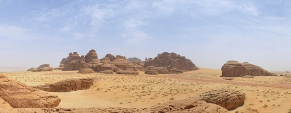 Paisagem desértica - arábia Saudita — Fotografia de Stock