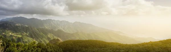 산 풍경 파노라마 보기 — 스톡 사진