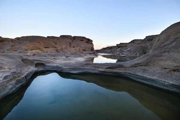 A paisagem fluvial — Fotografia de Stock