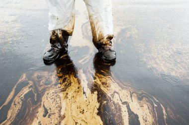 Ham Petrol Petrol Yayılımı Ao Prao Beach Samet Adası'nda kaza