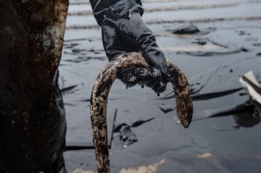 Ham Petrol Petrol Yayılımı Ao Prao Beach Samet Adası'nda kaza