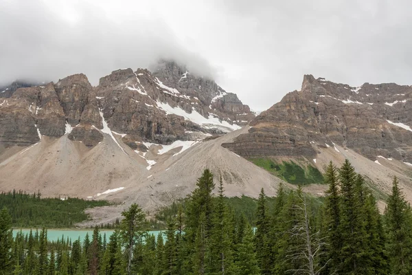 Lago Moraine - Imagen de stock —  Fotos de Stock