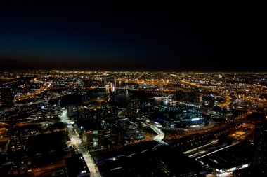 Melbourne silüeti gece