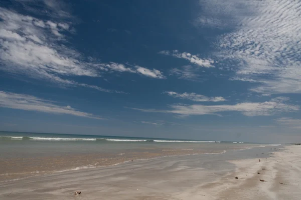 Praia solitária perto de Adelaide - Imagem stock — Fotografia de Stock