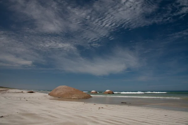 Praia solitária perto de Adelaide - Imagem stock — Fotografia de Stock