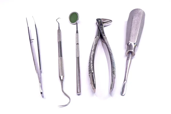 Narzędzia Dentystyczne Izolowane Białym Tle — Zdjęcie stockowe