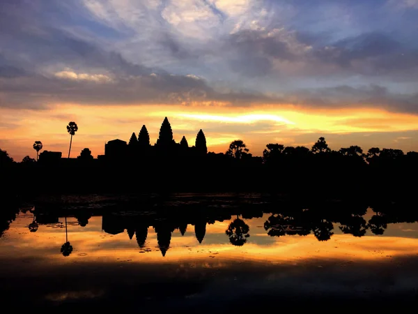 Angkor Wat Vacker Soluppgång Vid Angkor Wat Kambodja Silhuett — Stockfoto