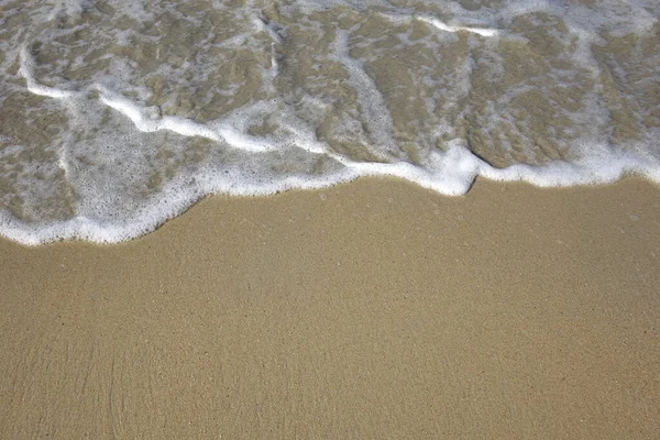Θάλασσα Κύμα Στην Παραλία Επιλεκτική Εστίαση Αντίγραφο Χώρο — Φωτογραφία Αρχείου