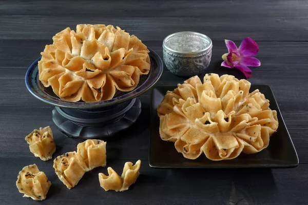 Crispy Lotus Blossom Cookies Khanom Dok Jok Known Thai Traditional — Stock Photo, Image