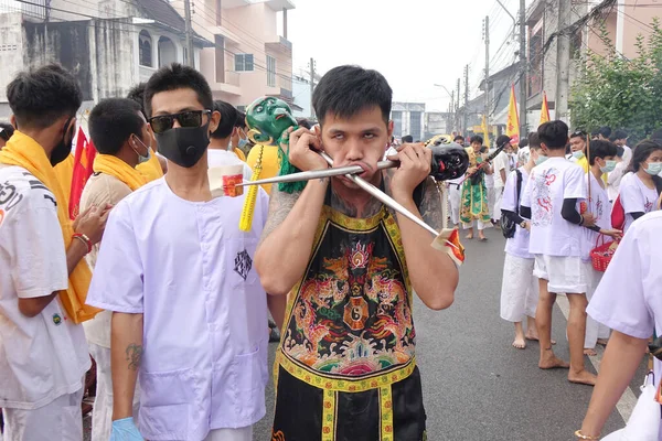 Phuket Таїланд Жовтня 2018 Парад Вегетаріанського Фестивалю Показує Девоте Особу — стокове фото