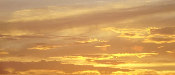 Fondo Dorado Del Cielo Paisaje Panorámico Cielo Gustaba Cielo — Foto de Stock