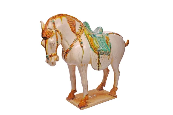 Standing Horse Egy Tang Dinasztia Sír Figura Elszigetelt Fehér Alapon — Stock Fotó