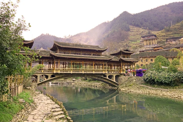 Puente Qian Miao Zai Village Niebla Mañana Provincia Guizhou China — Foto de Stock