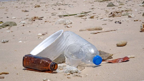 Contaminación Contaminación Las Playas Marinas Tazón Fideos Instantáneo Espuma Poliestireno —  Fotos de Stock